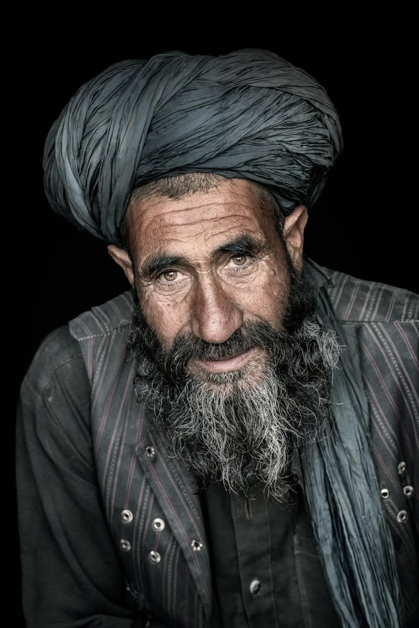 Kuchi bearded man